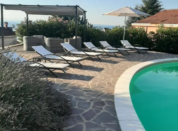 Eva 4*
