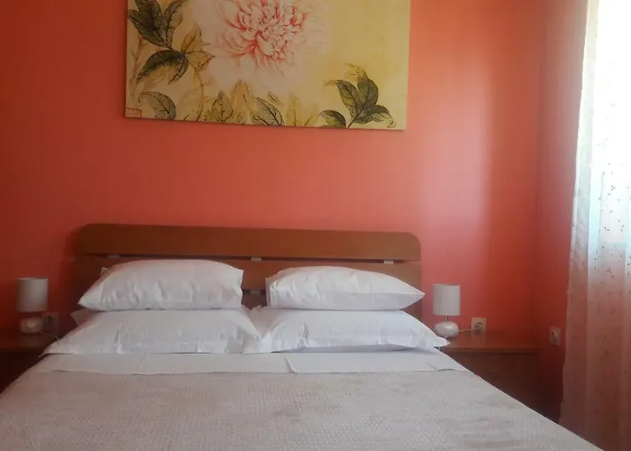 فندق مبيت وإفطار Eva 4*